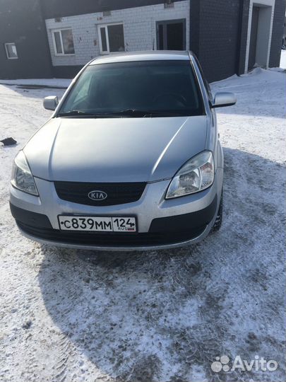 Продам kia rio 2006 1.4л автомат