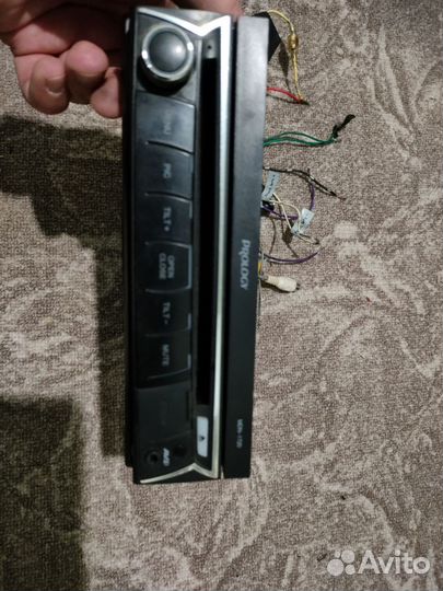 1din магнитола с экраном