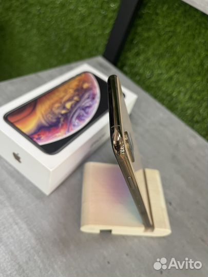 iPhone Xs, 64 ГБ