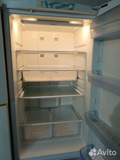 Холодильник бу indesit