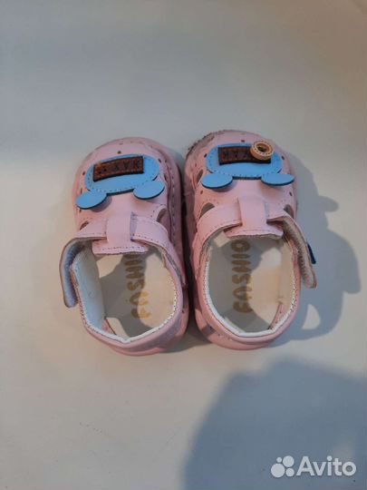 Босоножки для девочки