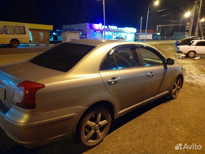 Toyota Avensis 1.8 МТ, 2008, 270 000 км