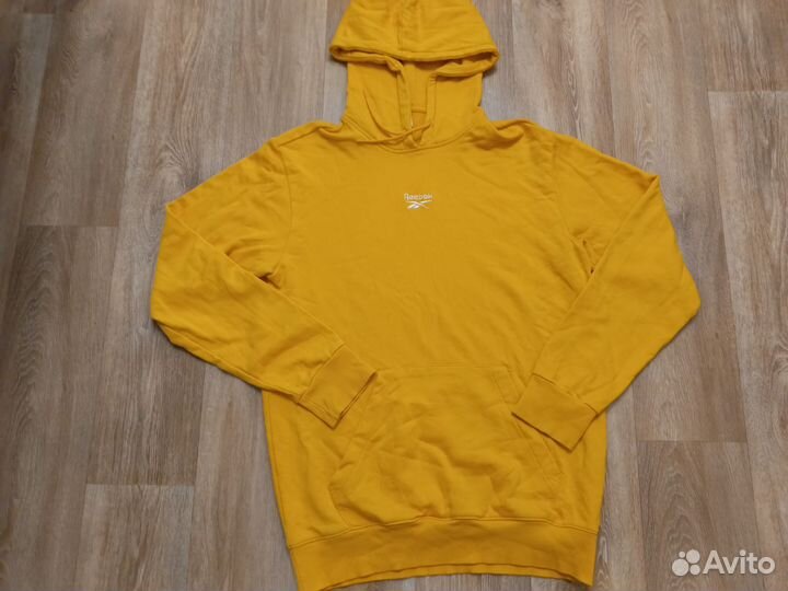 Вещи Adidas, Reebok, Zu elements,ellesse,levis