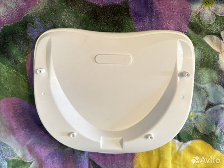 Лампа для ногтей