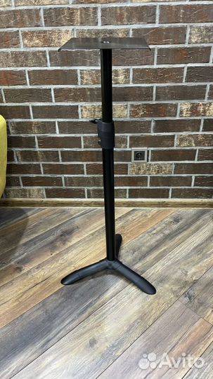 Стойка для мониторов напольная