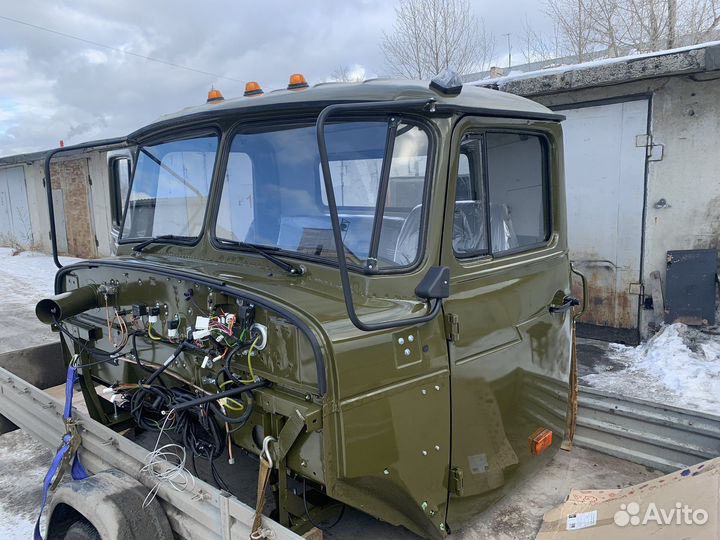 Урал 4320 кабина