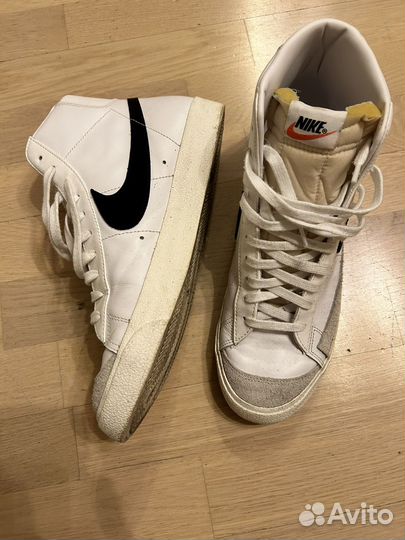 Nike blazer mid 77