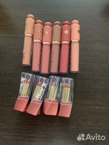 Помада матовая