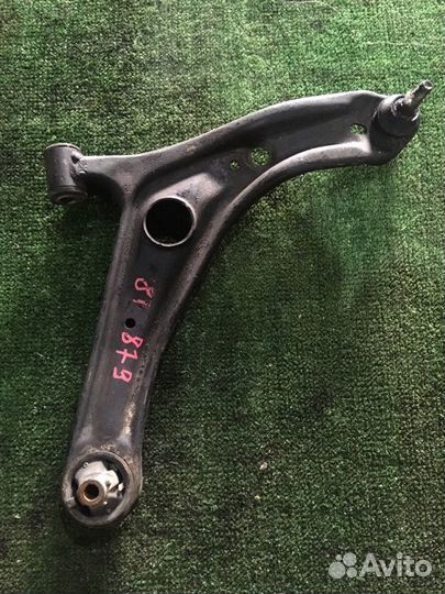 Рычаг передний правый Toyota Raum NCZ20