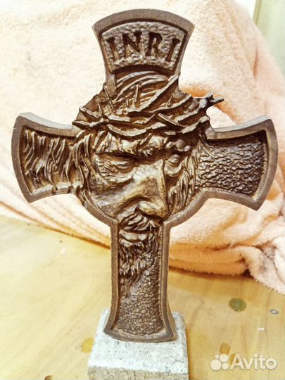 Крестики, иконы из дерева