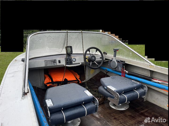 Моторная лодка