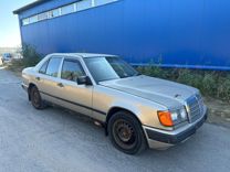 Mercedes-Benz W124 2.0 MT, 1985, 410 000 км, с пробегом, цена 165 000 руб.