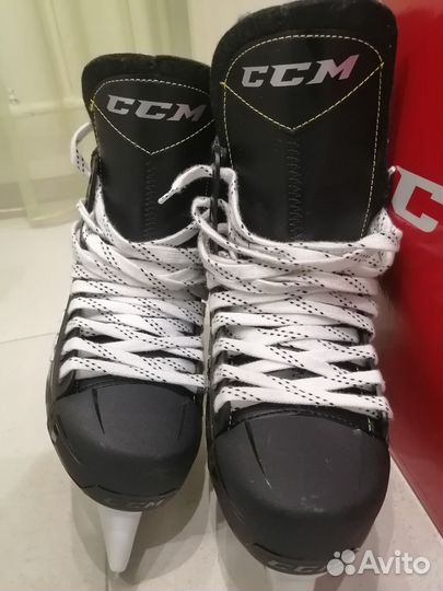Хоккейные коньки CCM