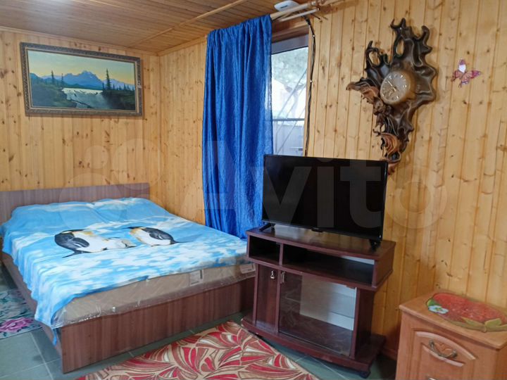 Дом 30 м² на участке 2 сот.