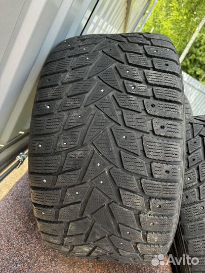 Dunlop Grandtrek Ice 02 275/35 R20