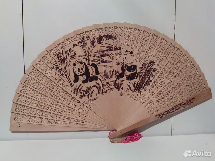 Веера резные из дерева. для прекрасных модниц
