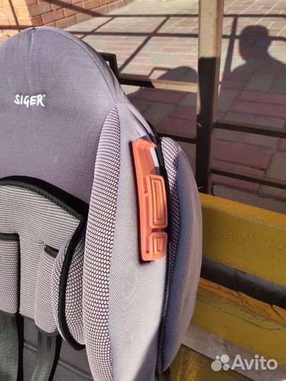 Автомобильное кресло Siger Isofix