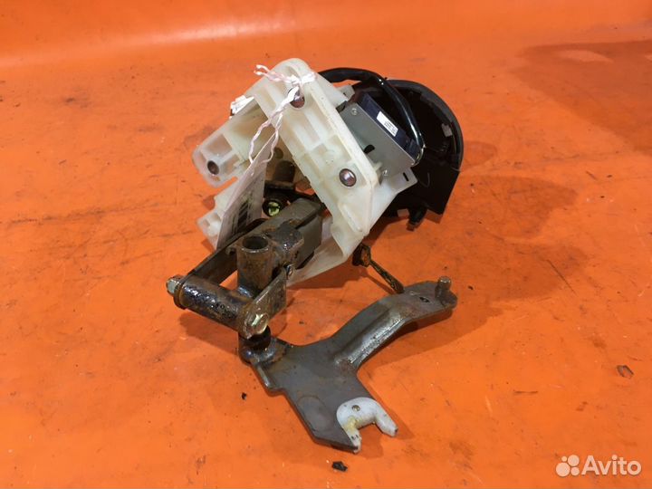 Ручка кпп Mitsubishi Airtrek CU2W