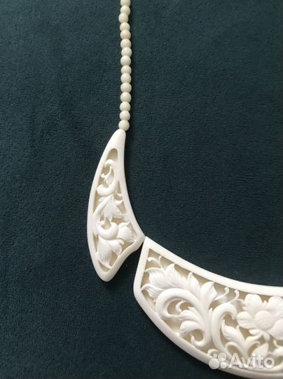 Костяное ожерелье