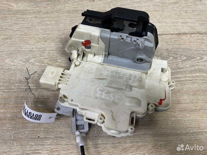 Замок двери задней правой Audi A6 C6 4F0839016C