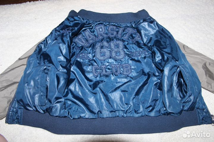 Демисезонная куртка benetton