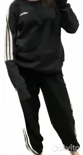 Спортивный костюм adidas женский