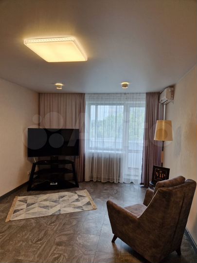 1-к. квартира, 35 м², 3/6 эт.