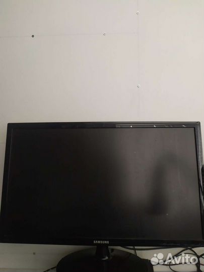 Монитор 24 дюйма Samsung