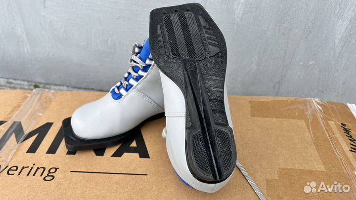 Лыжные ботинки 33 размер