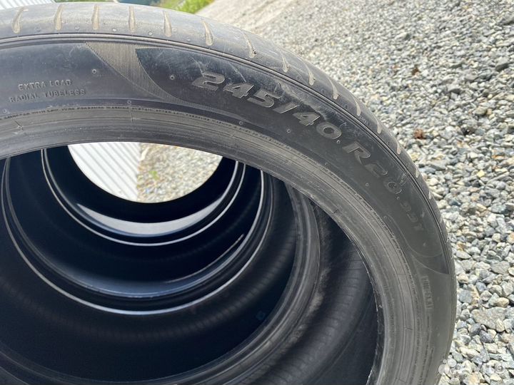 Pirelli P Zero 245/40 R20 и 275/35 R20