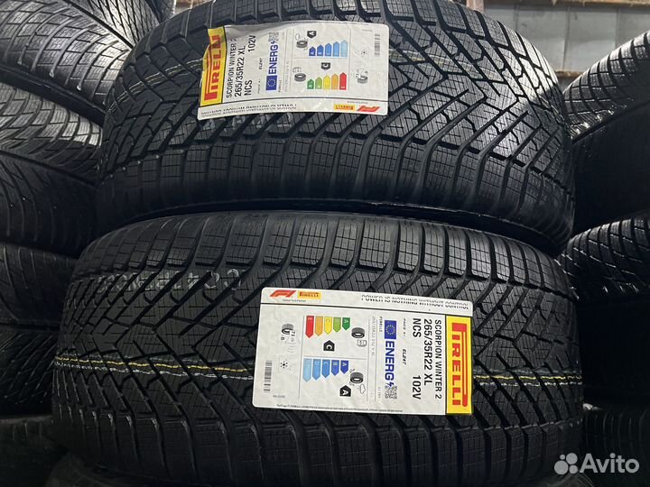 Pirelli Scorpion Winter 2 Elect 285/35 R22 и 265/35 R22 103V