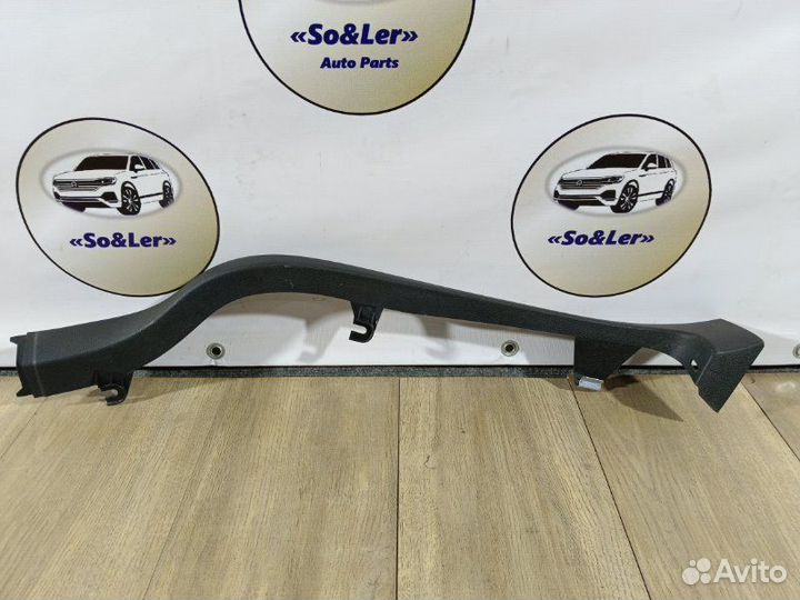 Накладка на порог салона левая Volkswagen Passat