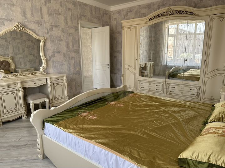 Дача 200 м² на участке 4,5 сот.