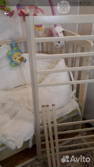 Кроватка детская с балдахином, бортиками