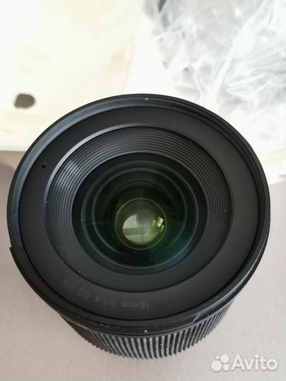 Sigma AF 16mm f/1.4 DC DN Micro 4/3