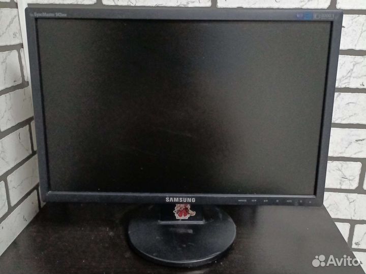 Монитор Samsung