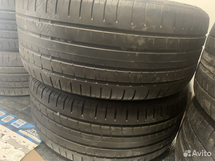 Pirelli P Zero 255/45 R18