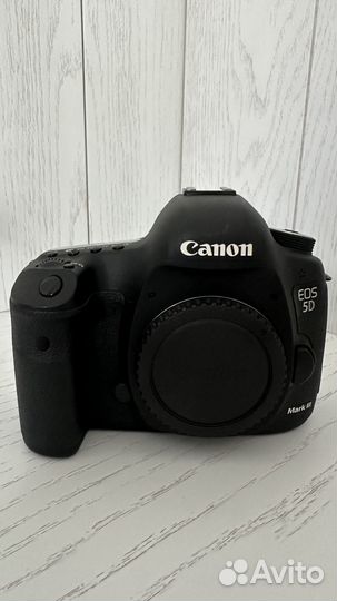 Canon EOS 5D Mark III body