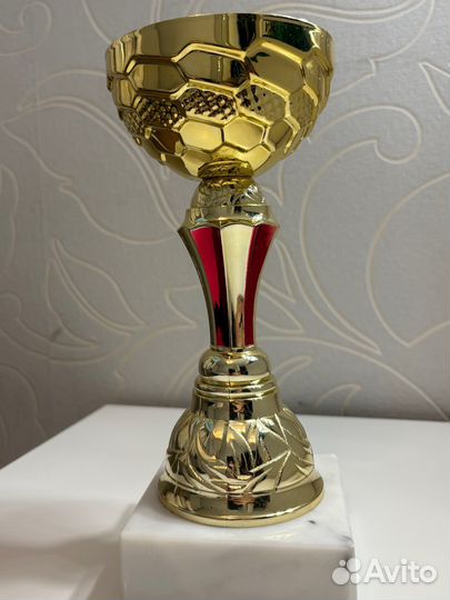 Кубки новые наградные