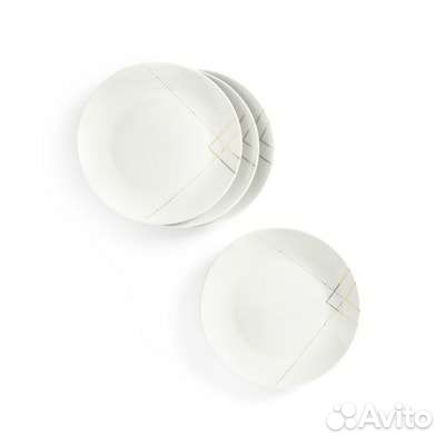 4 десертные тарелки с золотым орнаментом