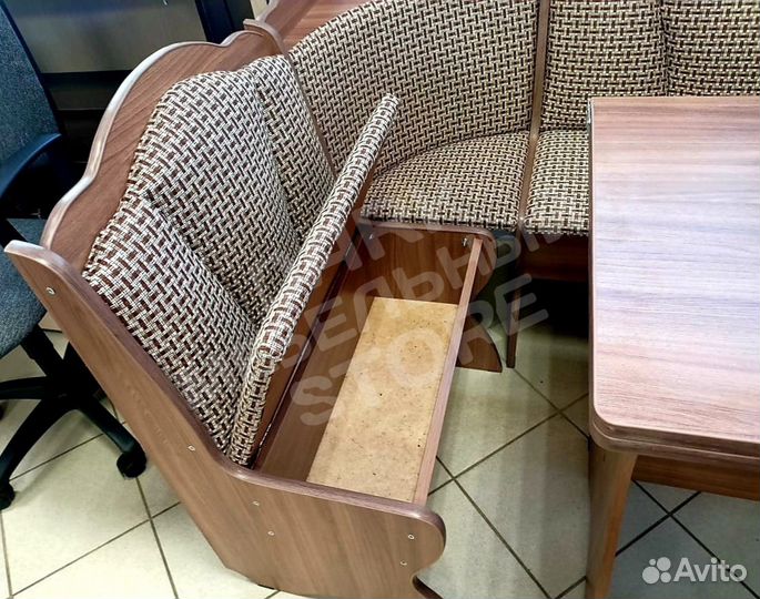 Уголок кухонный