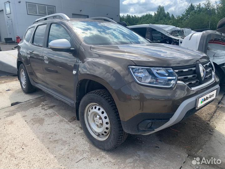 Renault Duster 2.0 МТ, 2021, битый, 34 000 км
