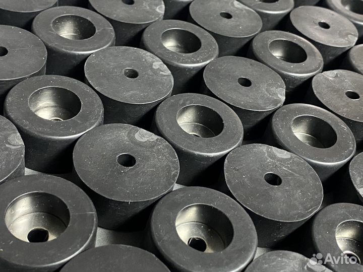 Ножки для колонок / акустики