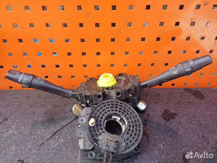 Переключатель света Nissan Patrol y61