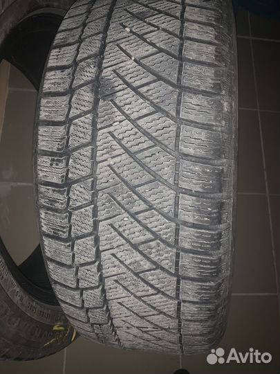Continental ContiVikingContact 5 205/50 R17