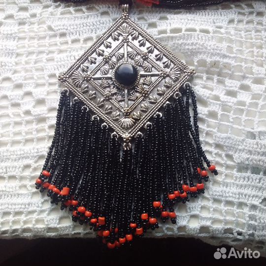 Чокер из бисера