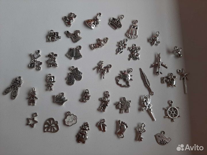 Булавочка-брошь для малыша