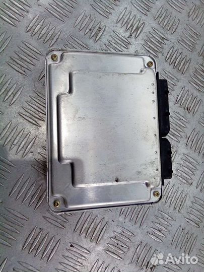 Блок управления двигателем 038906019GQ Volkswagen Passat B5 1.9 Дизель