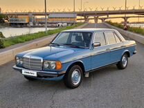 Mercedes-Benz W123 2.0 MT, 1982, 300 000 км, с пробегом, цена 1 000 000 руб.