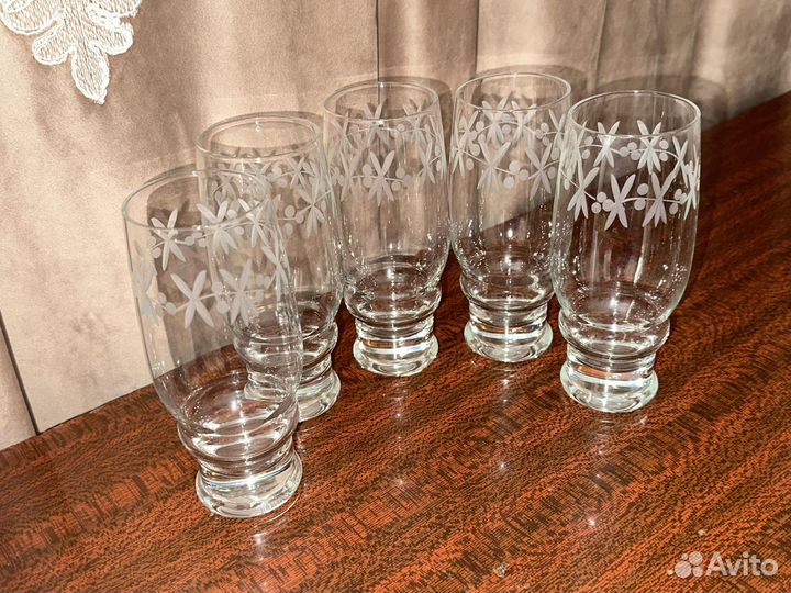 Стаканы